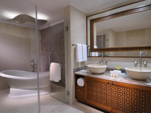 Al Mirqab Boutique Hotel