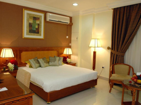 Al Muntazah Plaza Hotel