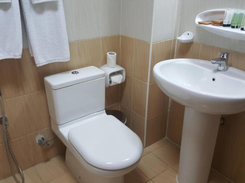 Al Muntazah Plaza Hotel