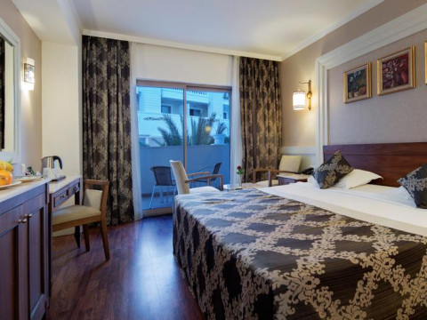 ALBA QUEEN HOTEL