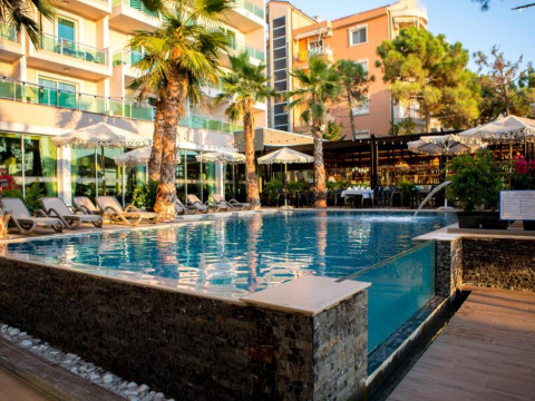 Hotel Albanian Star