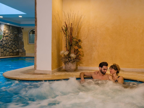 Albergo Dimaro Wellness & Family Hotel