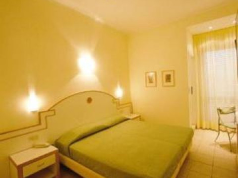 Albergo Punta De L'est