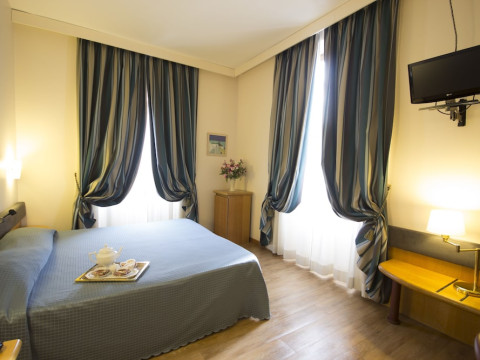 Albert Hotel