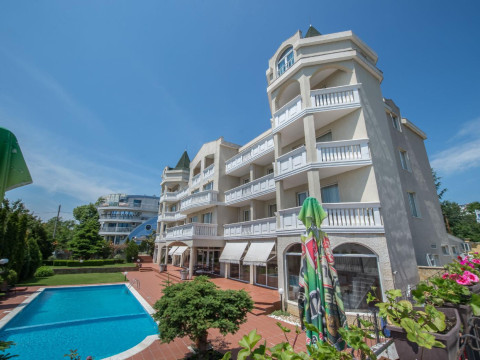Alekta Hotel