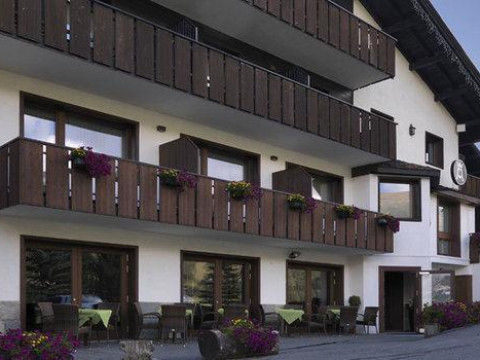 Alexander Charme Hotel