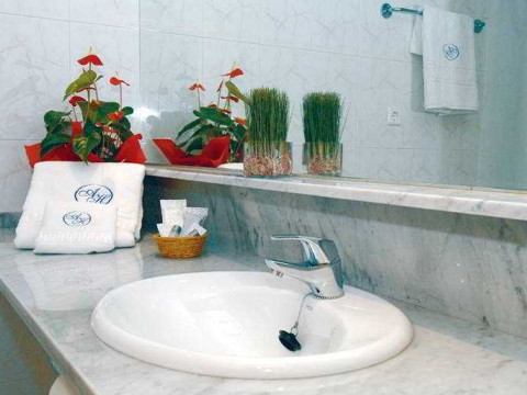 Alexandra Aparthotel