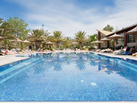Alexandra Beach SPA Resort