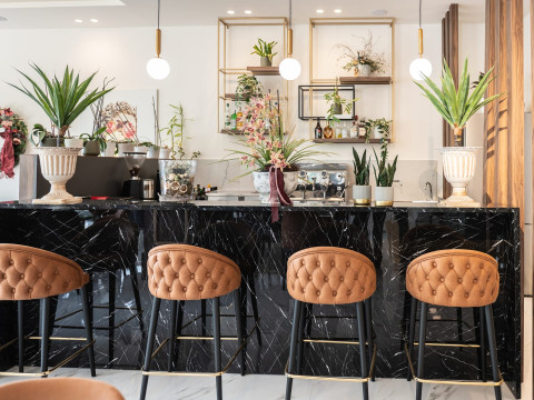 Alexandra Boutique Residence Downtown