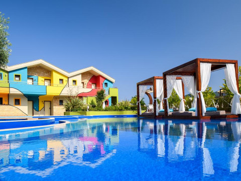 ALEXANDRA GOLDEN BOUTIQUE - GOLDEN BEACH