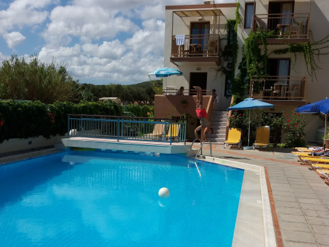 ALEXANDROS M HOTEL