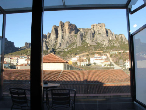 Alexiou Hotel