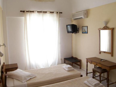 Alia Hotel Kamari