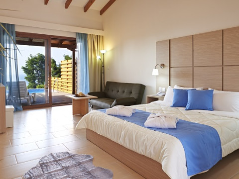 Alia Palace Hotel