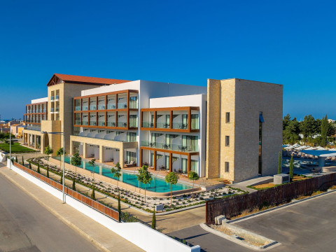 Aliathon Resort