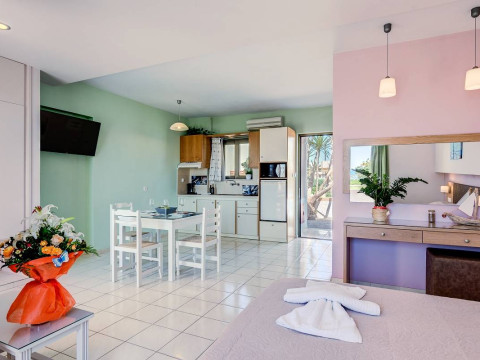 ALKIONIS BEACH HOTEL APARTMENTS