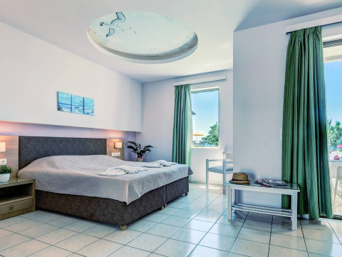 ALKIONIS BEACH HOTEL APARTMENTS