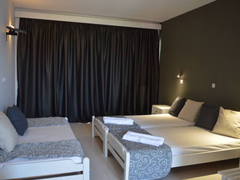 Alkyonides Hotel