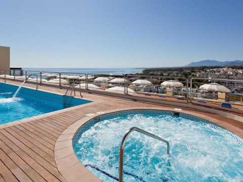 ALL SEASONS HOTEL
