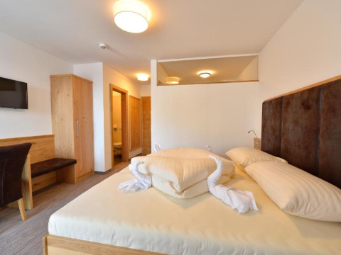 Alm Hotel Karnten