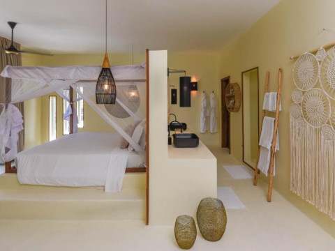 Alma Boutique Hotel