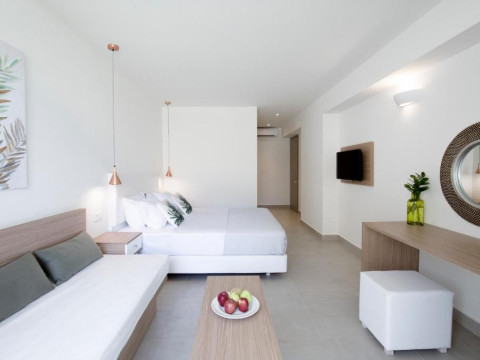 Aloe Boutique  & Suites (Adults only 16+)