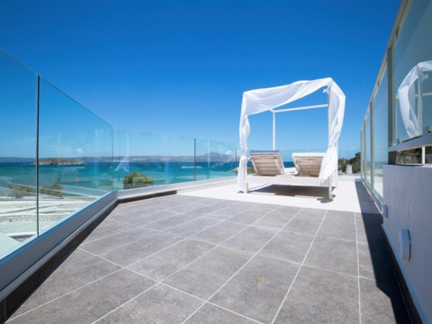 ALOE BOUTIQUE & SUITES (ADULTS ONLY 16+)