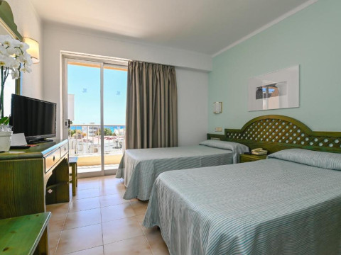 O7 Alondra Hotel