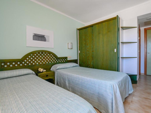 O7 Alondra Hotel