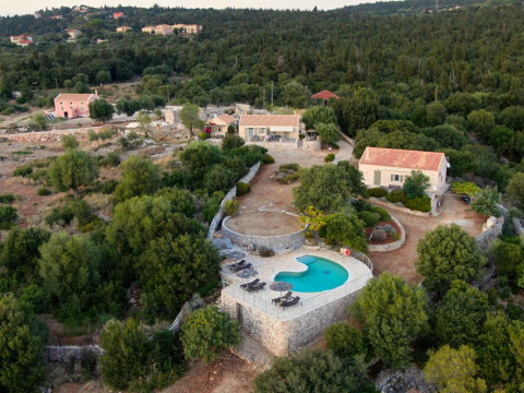 Aloni Cottages