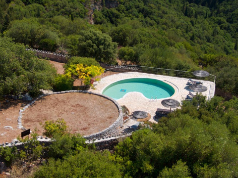 Aloni Cottages