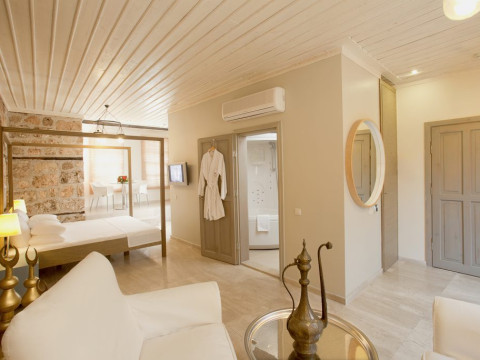 ALP PASA HOTEL