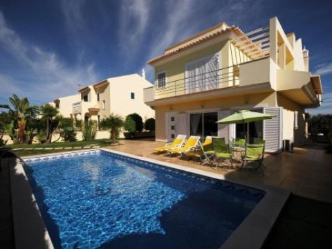 Altura Villa