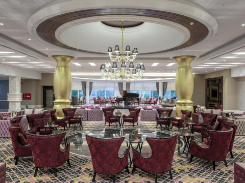 Dobedan World Palace Hotel (ex Alva Donna World Palace)