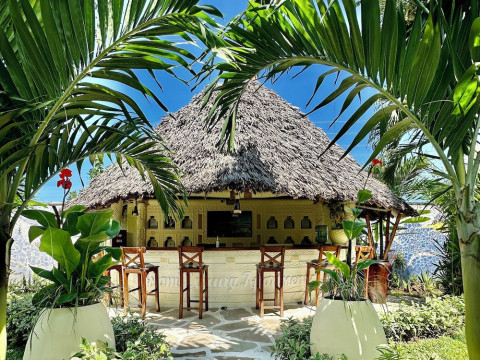 Amani Luxury Apartments Diani Beach
