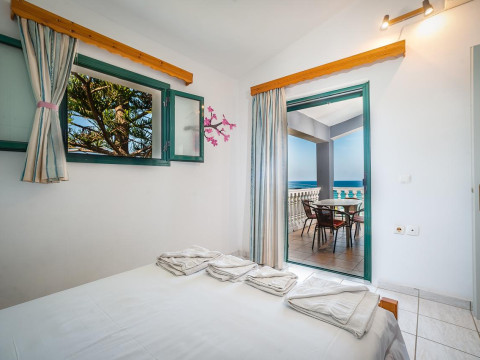 Amarylis Studios and Apartments