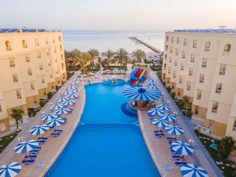 AMC ROYAL HOTEL
