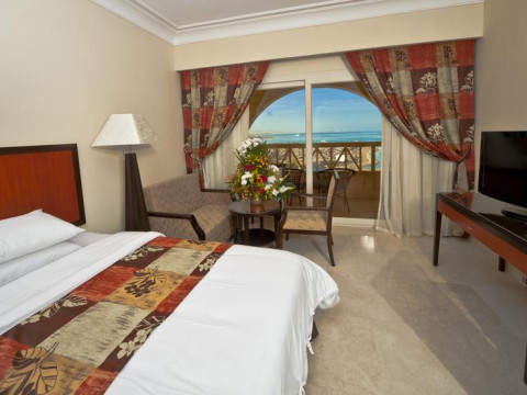 AMC ROYAL HOTEL
