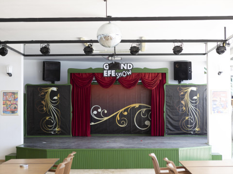 HOTEL GRAND EFE