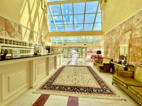 Hotel AMH Durres