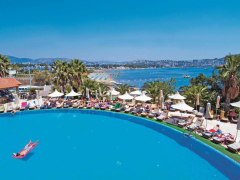 MIRA BEACH RESORT