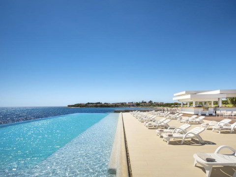 Aminess Maestral Hotel