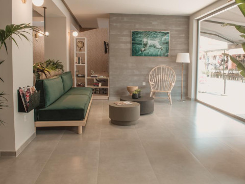 Ammos Beach Studios & Suites