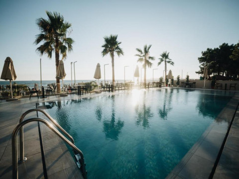 Hotel AMR