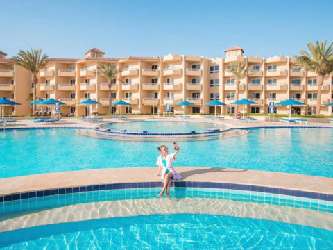 AMWAJ BEACH CLUB (EX. ALBATROS)