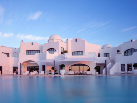 Anantara Retreat Santorini Abu Dhabi
