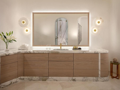 Anantara Retreat Santorini Abu Dhabi