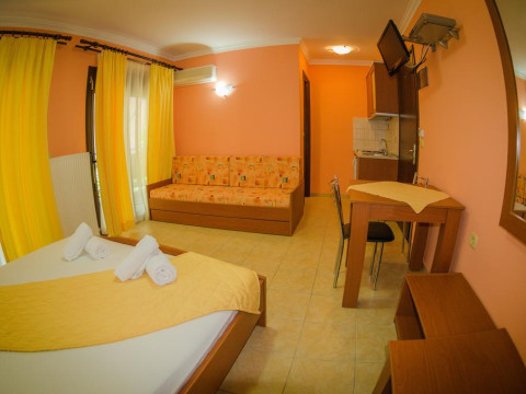Anassa Studios Apartments