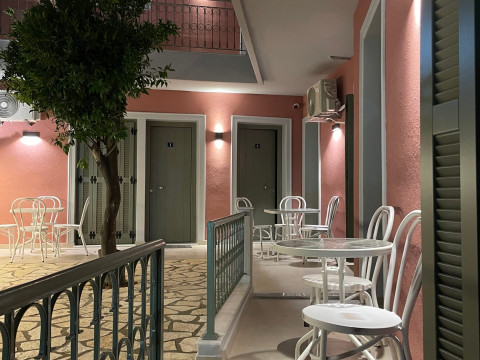 Anax Apartments Parga