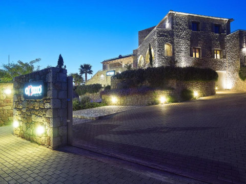 Anaxo Resort